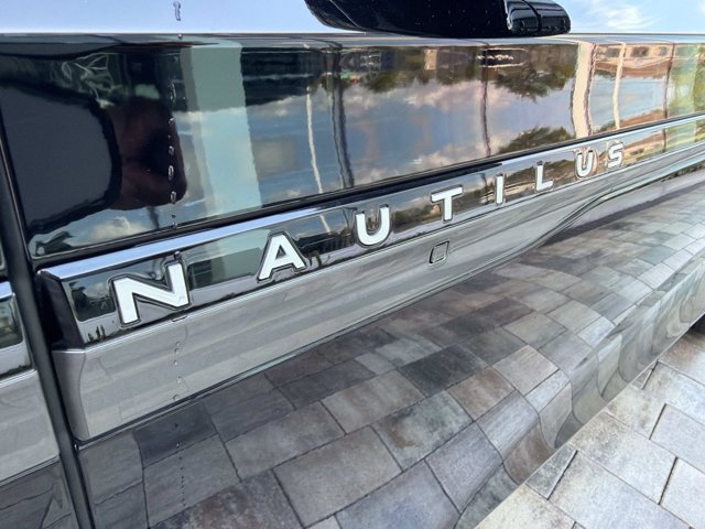 New 2026 Lincoln Nautilus Reserve AWD/4WD image 8