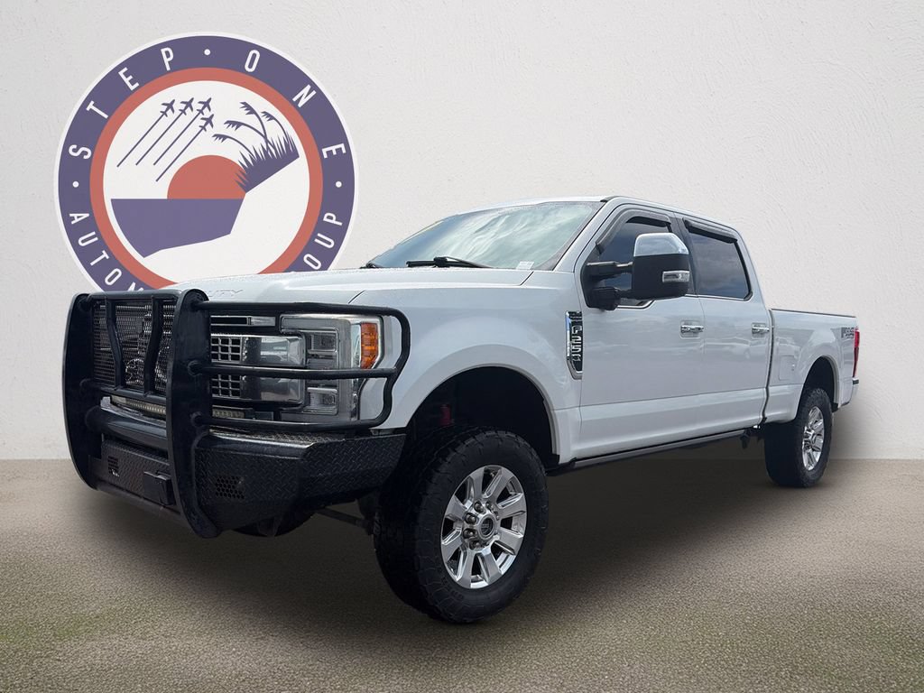 Used 2017 Ford F250 Platinum w/ Platinum Ultimate Package AWD/4WD image 2