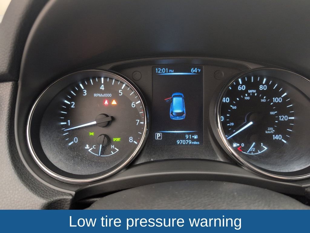 Used 2017 Nissan Rogue SV w/ SV Premium Package image 22