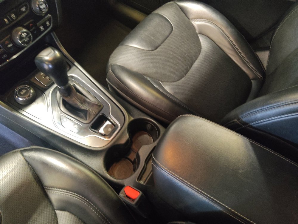 Used 2023 Jeep Cherokee Altitude Lux image 26