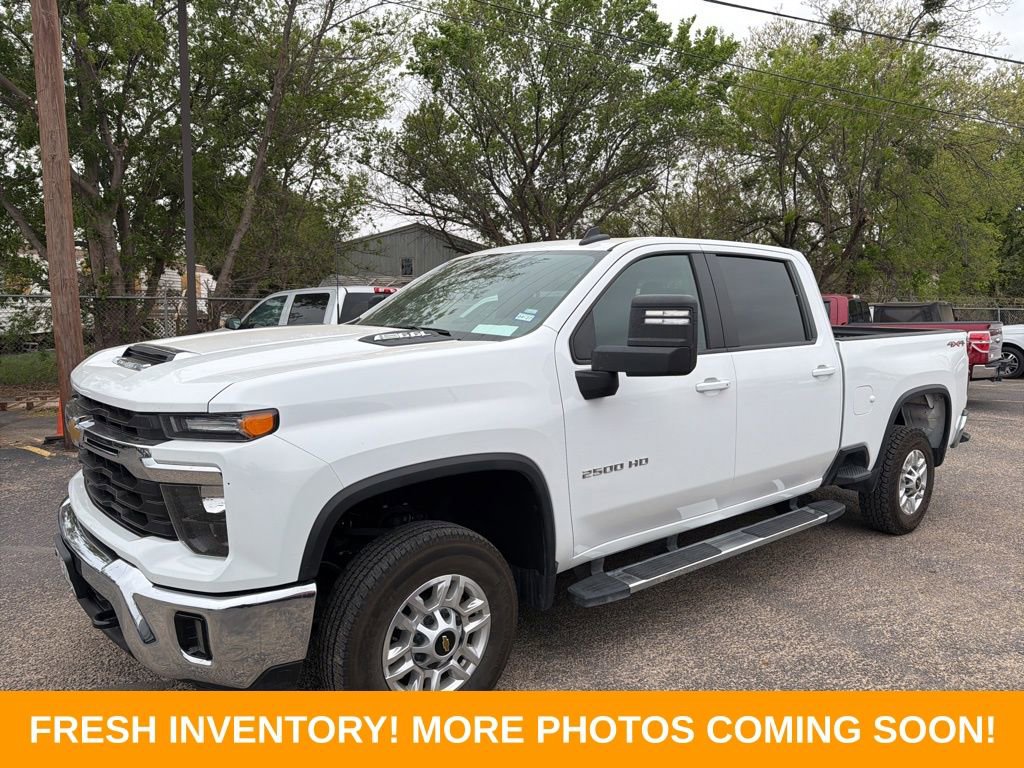 Used 2025 Chevrolet Silverado 2500 LT w/ Convenience Package image 3