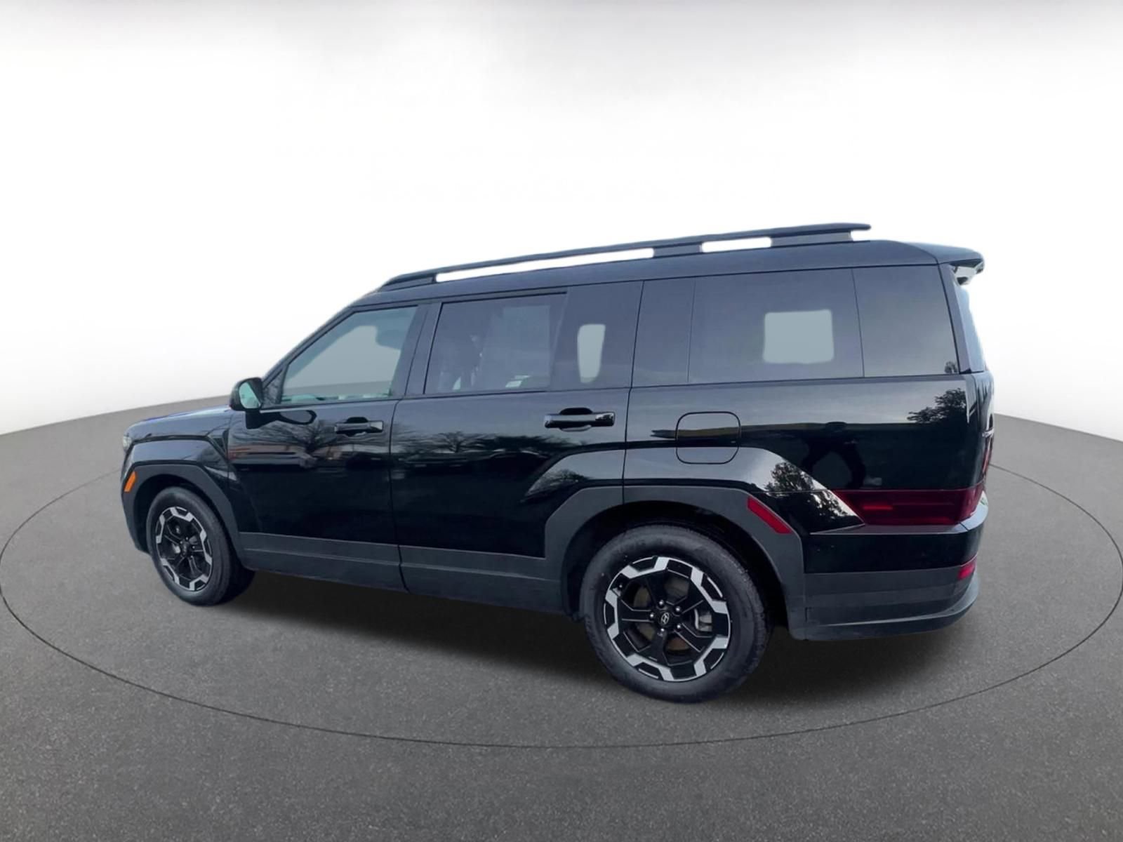 Used 2025 Hyundai Santa Fe SEL image 10