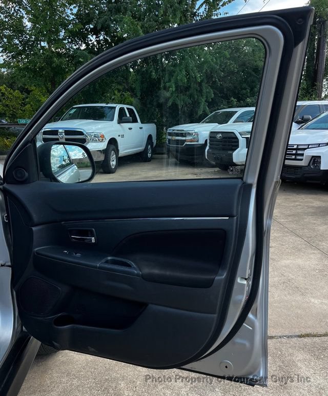 Used 2021 Mitsubishi Outlander Sport ES FWD image 25