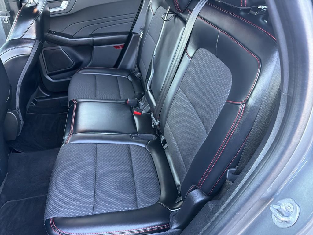 Used 2023 Ford Escape ST-Line w/ Tech Pack #1 AWD/4WD image 10