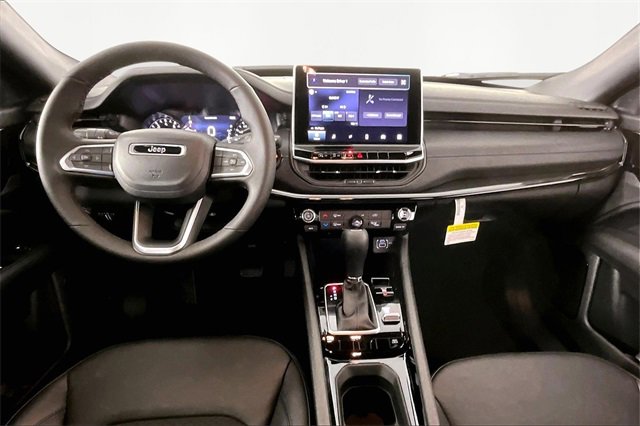 New 2026 Jeep Compass Latitude image 6