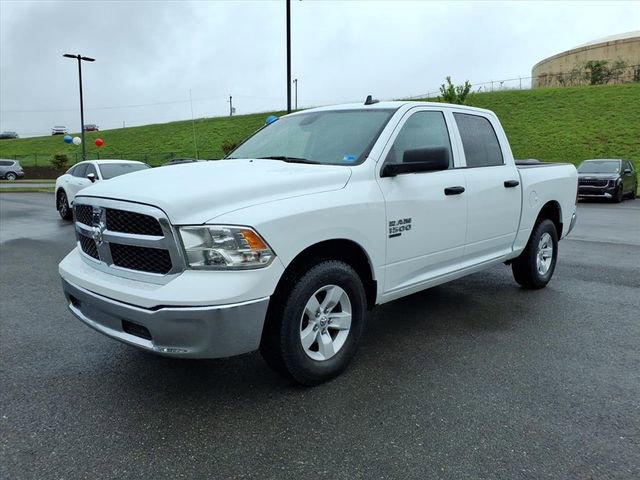 Used 2023 RAM 1500 Classic SLT w/ Electronics Group AWD/4WD image 8