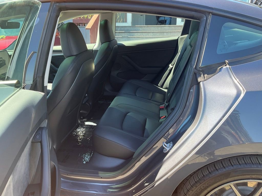 Used 2023 Tesla Model 3 Standard Range image 7