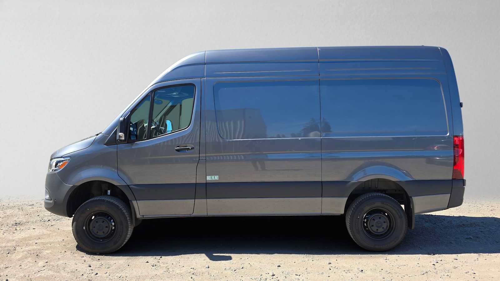 Used 2026 Mercedes-Benz Sprinter 2500 image 6