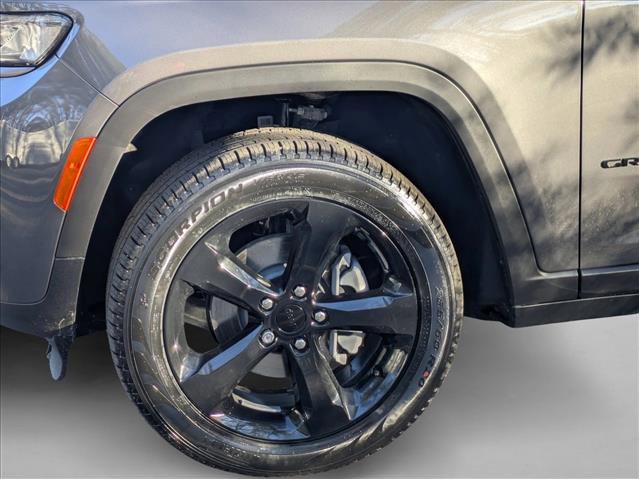 New 2026 Jeep Grand Cherokee Limited w/ Limited Altitude Package image 10