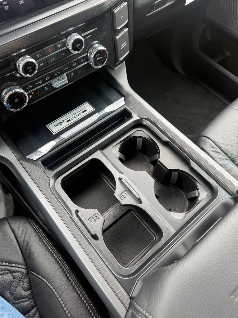 New 2026 Ford F250 Lariat w/ Black Appearance Package image 33