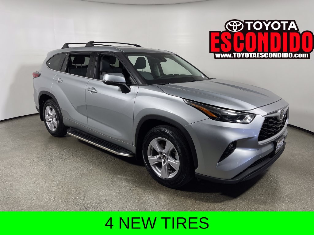 Used 2022 Toyota Highlander LE AWD/4WD 360° Tour