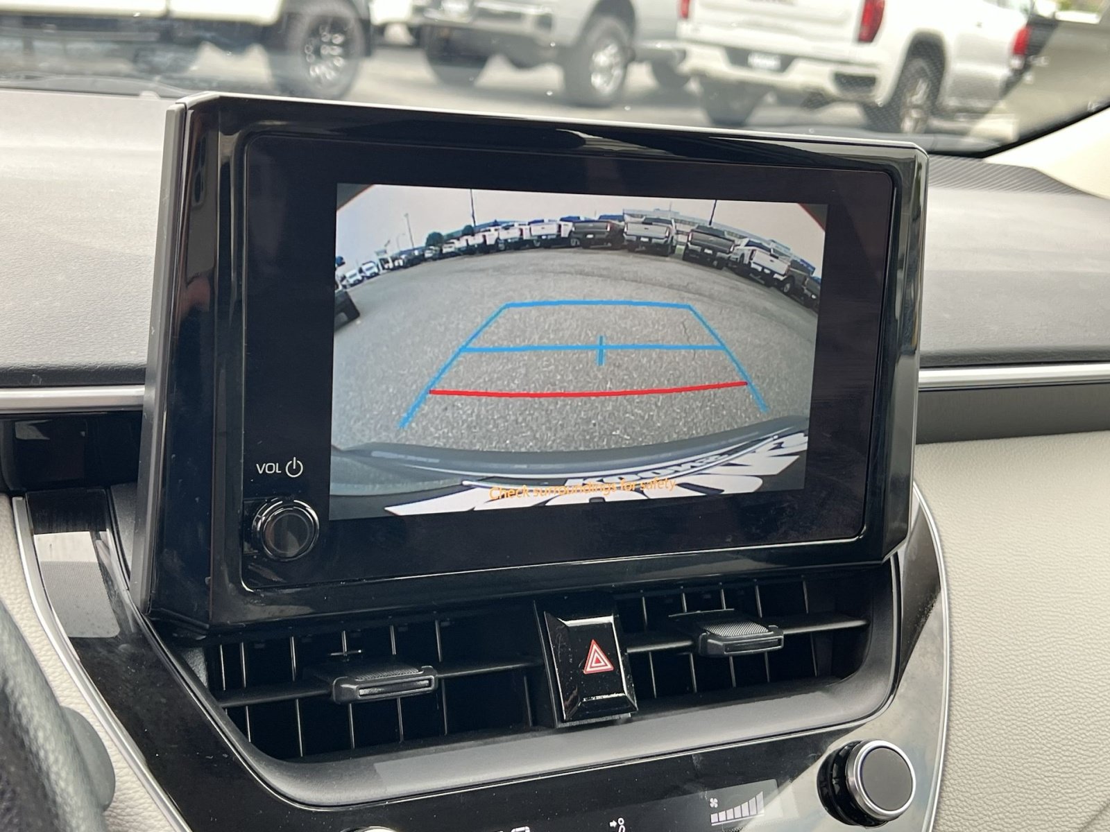 Used 2026 Toyota Corolla LE FWD image 19