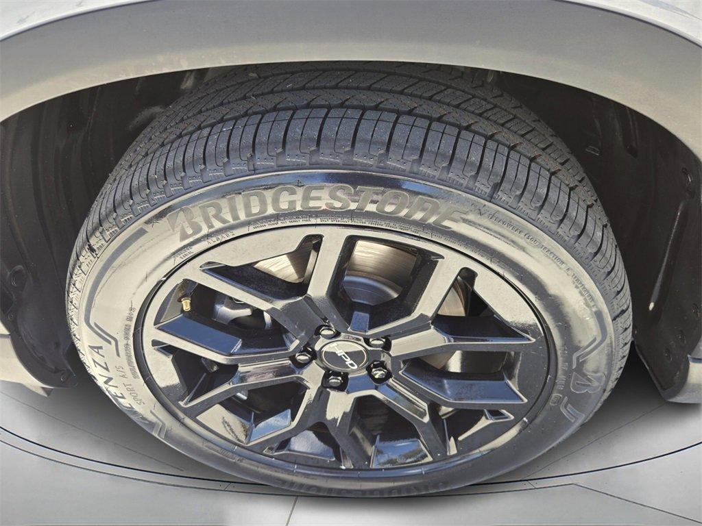 Certified 2024 Honda Pilot Touring image 9