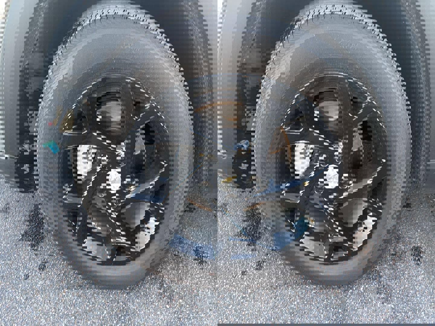 Used 2025 Chevrolet Trax LS w/ LS Convenience Package image 10