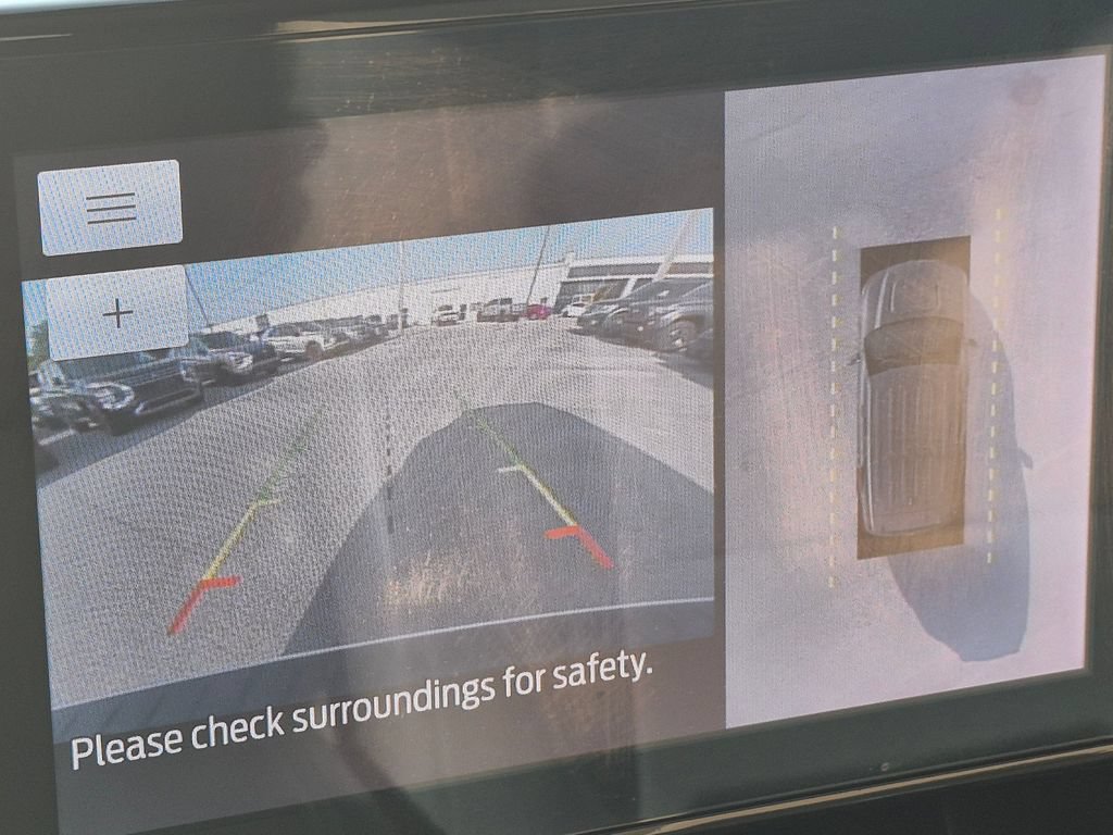 Used 2020 Ford Explorer Limited w/ Class III Trailer Tow Package RWD image 14