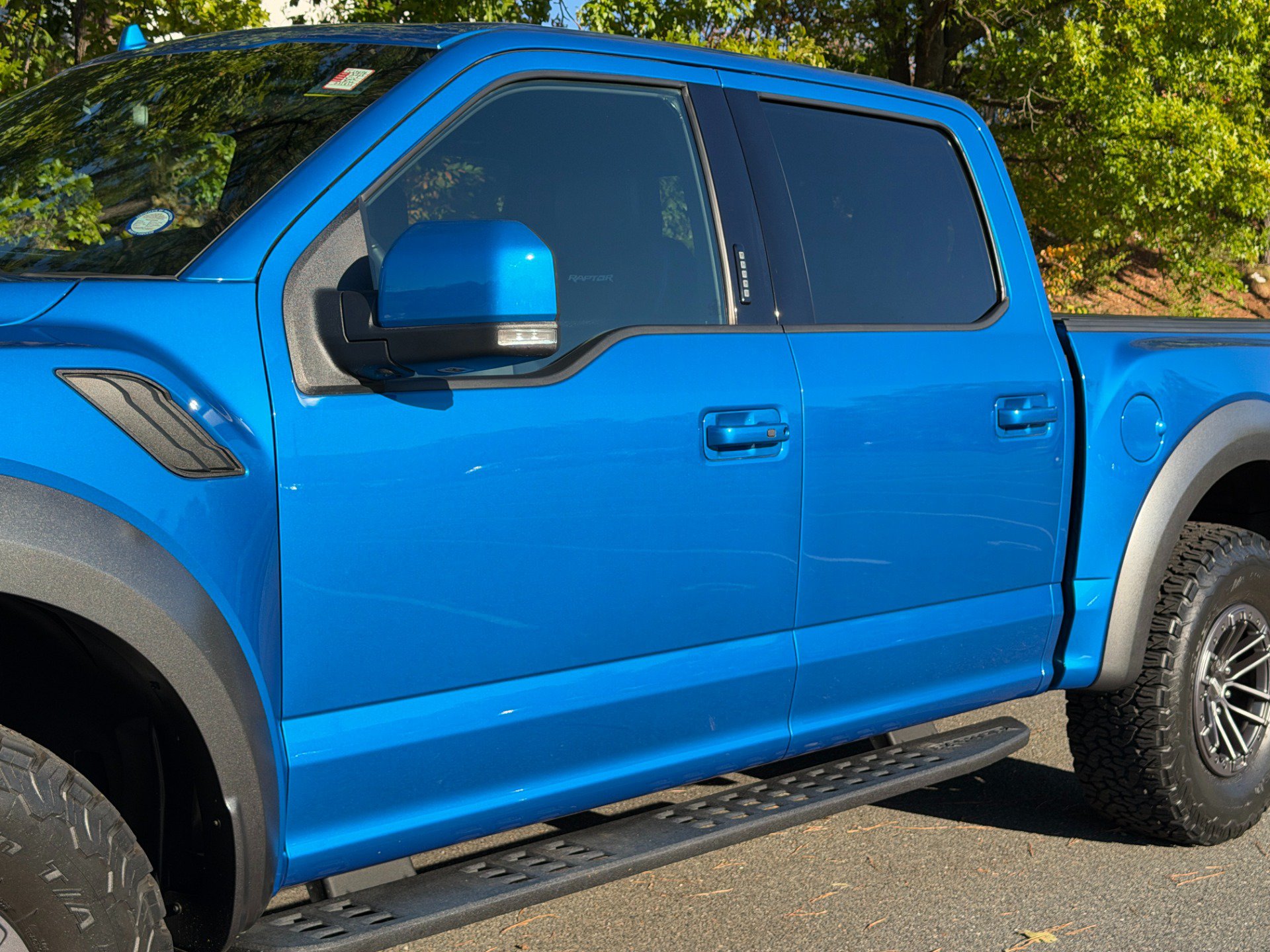 Used 2019 Ford F150 Raptor w/ Equipment Group 802A Luxury AWD/4WD image 22