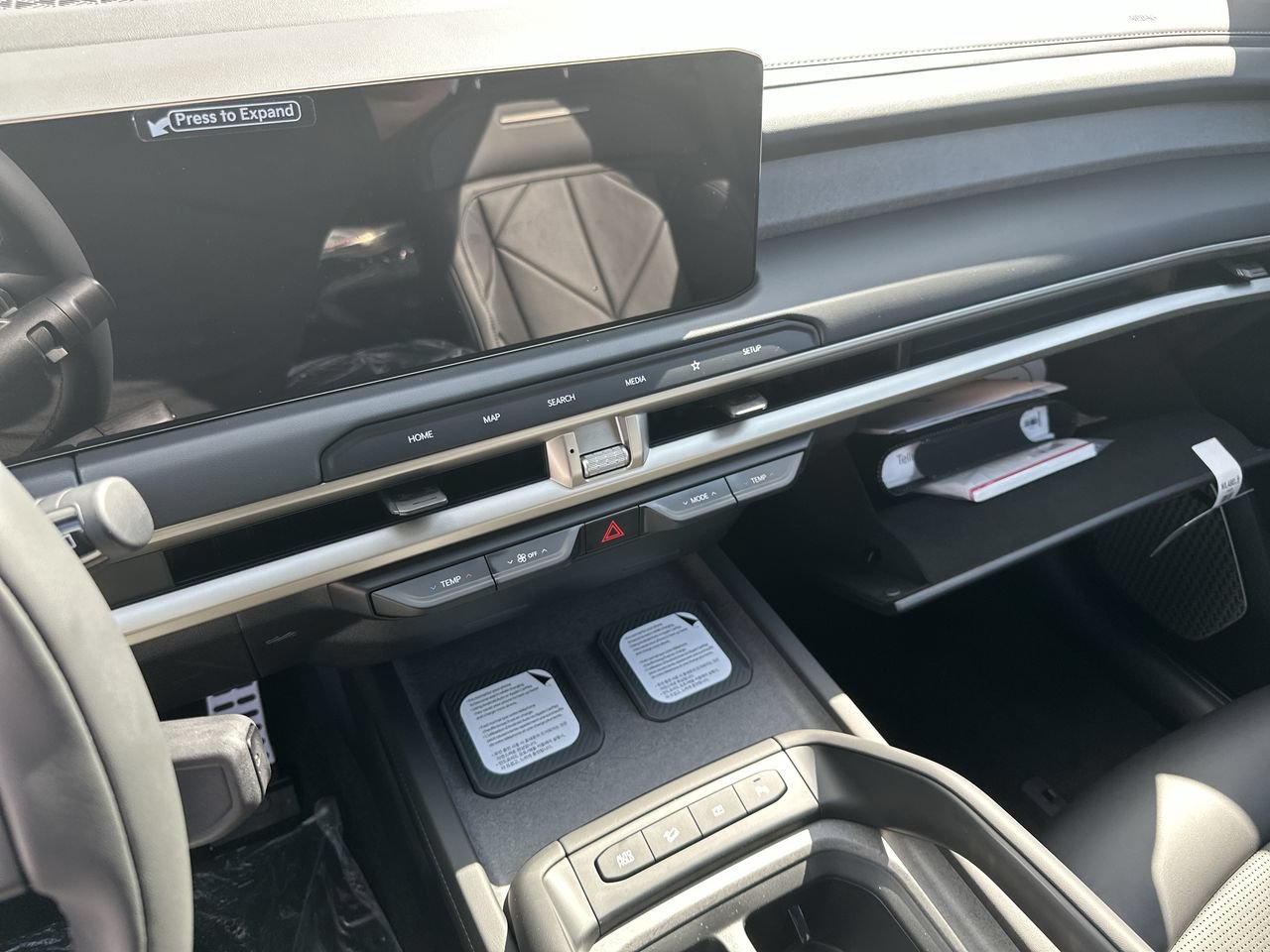 New 2027 Kia Telluride SX w/ Towing Package FWD image 12