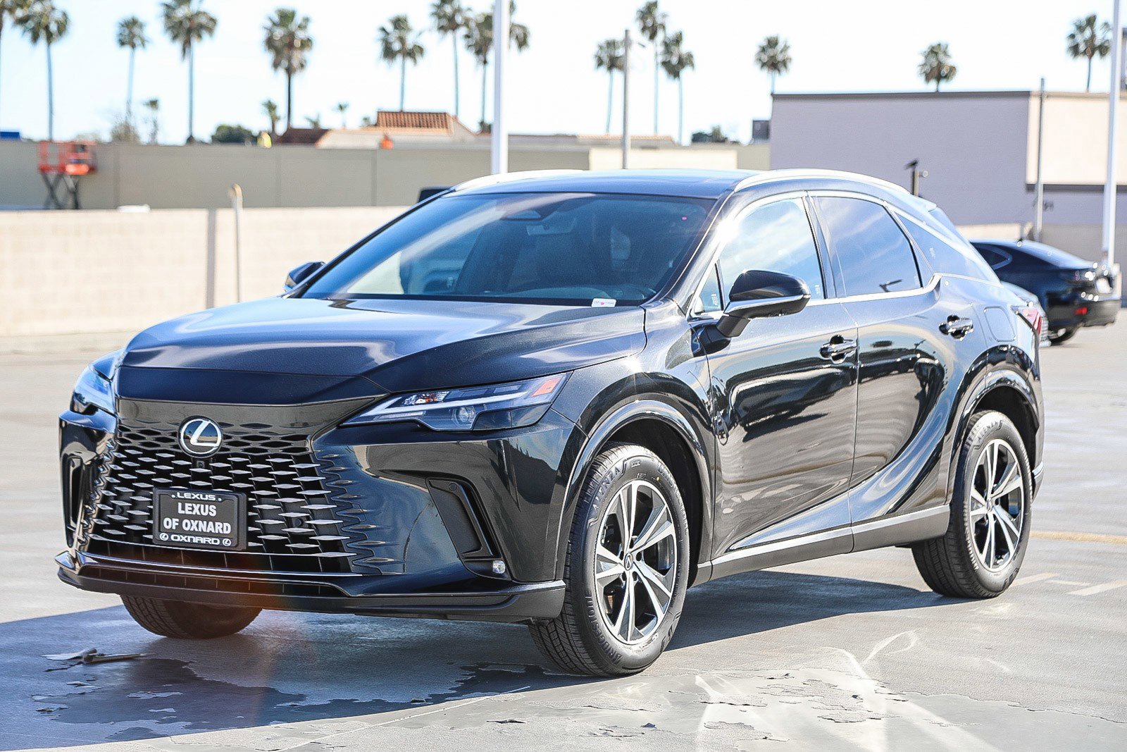 Used 2024 Lexus RX 350 Premium w/ Accessory Package (Z1) image 3