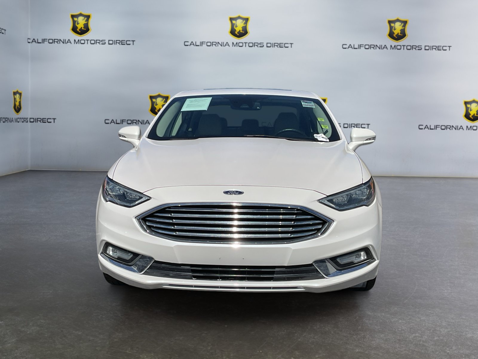 Used 2017 Ford Fusion Energi Titanium FWD image 2