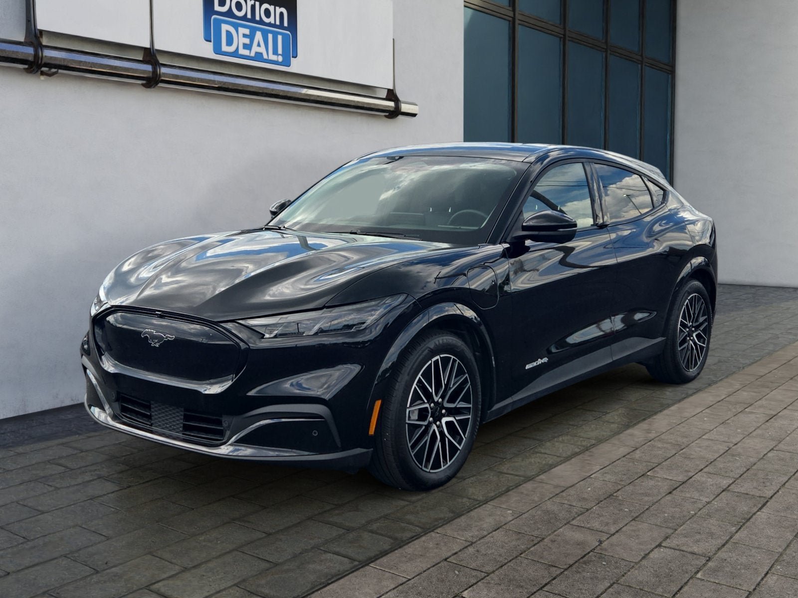 Certified 2025 Ford Mustang Mach-E Premium AWD/4WD image 7