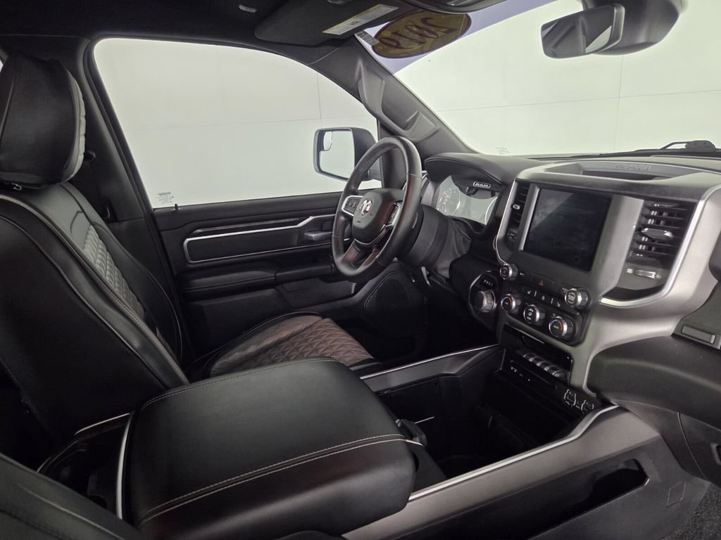 Used 2019 RAM 1500 Big Horn RWD image 32