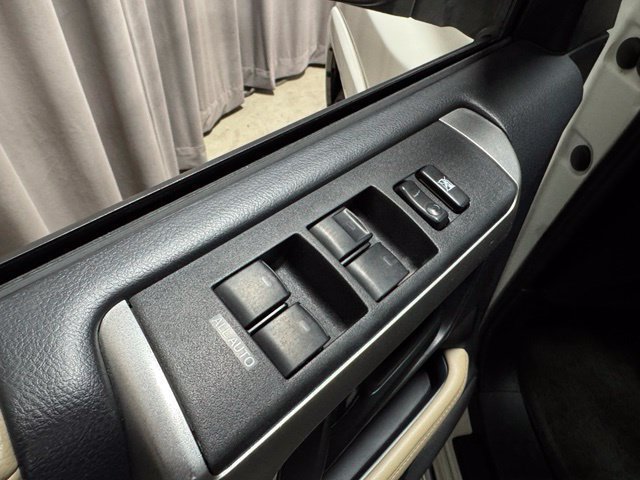 Used 2011 Toyota 4Runner Limited AWD/4WD image 15