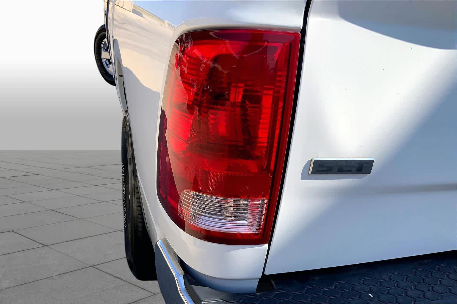 Used 2011 RAM 1500 Classic SLT RWD image 27
