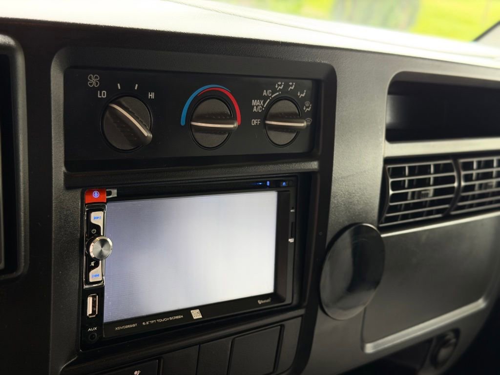 Used 2007 GMC Savana 2500 RWD image 35