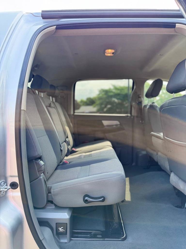 Used 2009 Dodge Ram 2500 Truck SLT AWD/4WD image 16