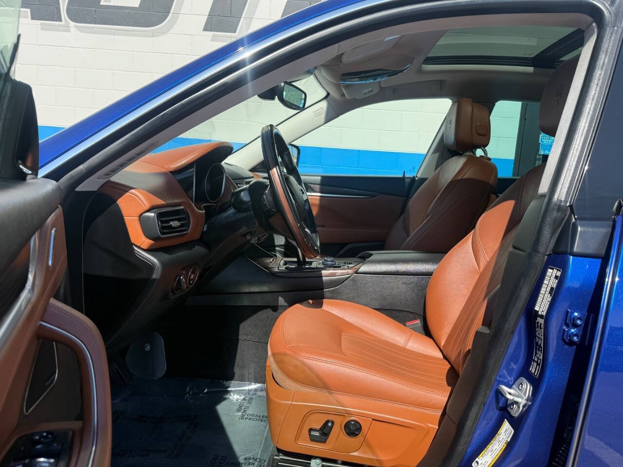 Used 2019 Maserati Levante AWD/4WD image 9