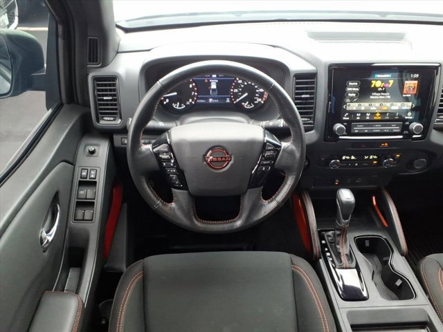 Used 2022 Nissan Frontier PRO-4X w/ Technology Package image 7