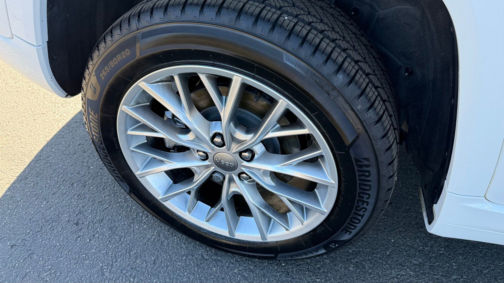 Used 2022 Jeep Grand Cherokee Summit image 11