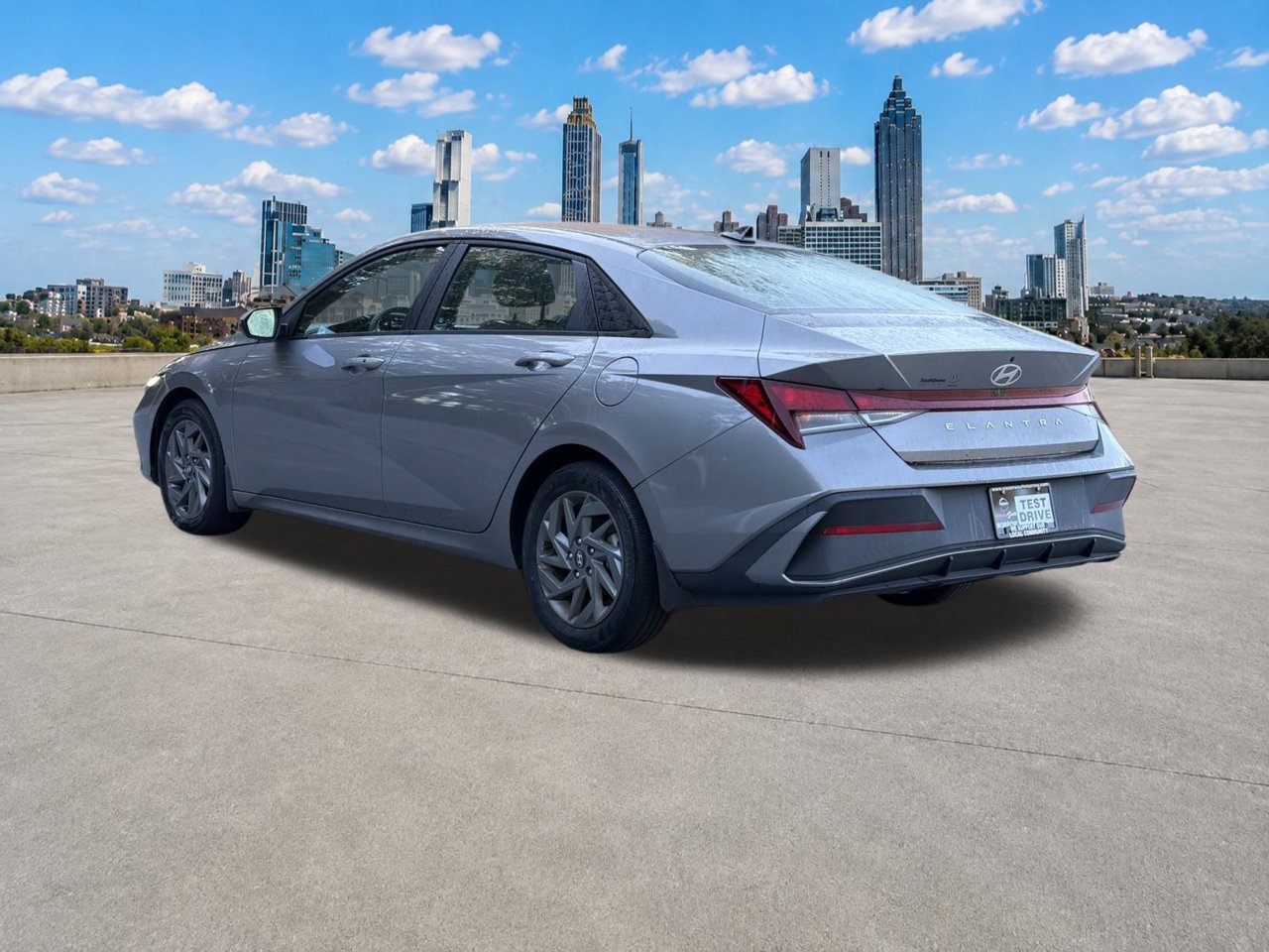Used 2024 Hyundai Elantra SEL FWD image 21