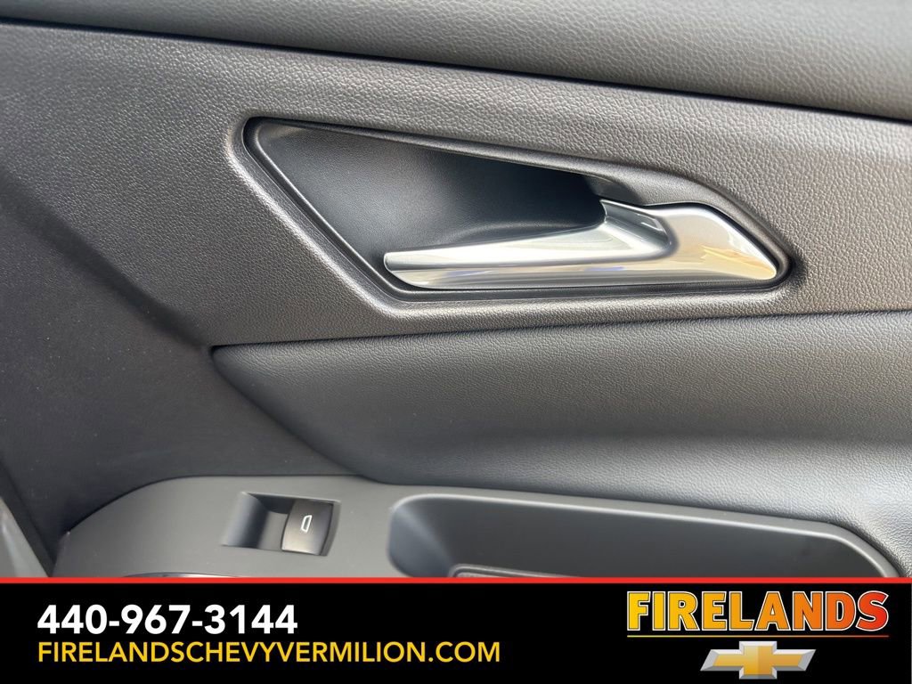 New 2026 Chevrolet Traverse LT w/ LPO, Floor Liner Package FWD image 34