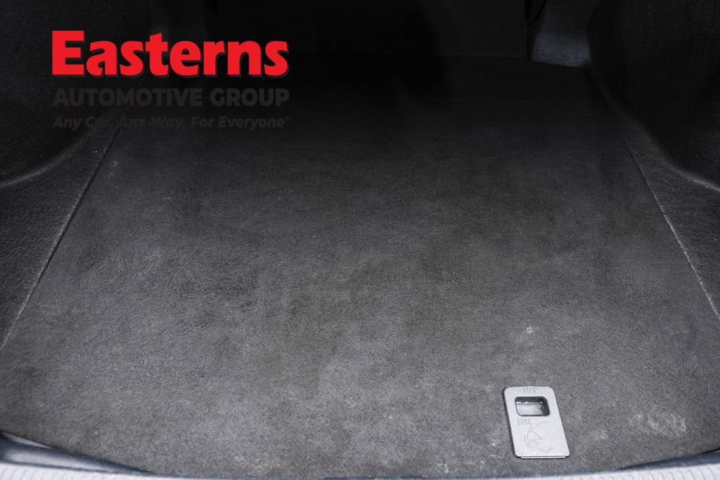 Used 2023 Toyota Camry SE FWD image 11
