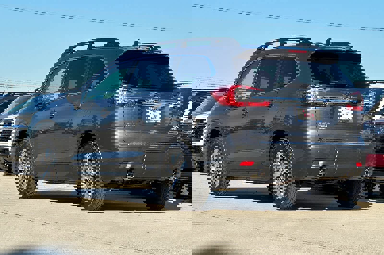 Used 2025 Subaru Ascent Premium w/ Premium Package image 5