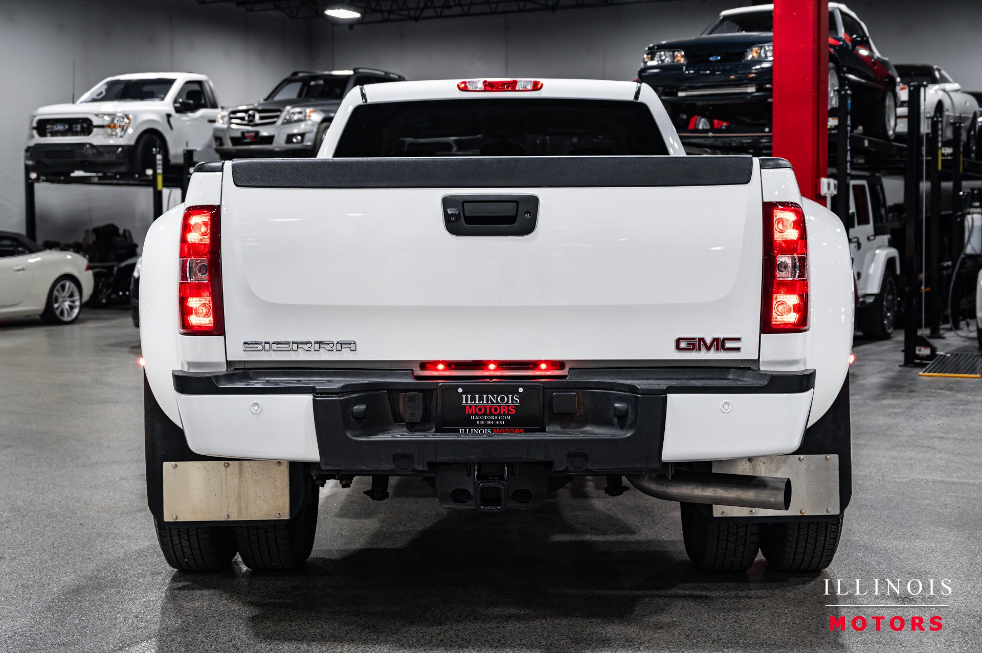 Used 2013 GMC Sierra 3500 Denali image 4
