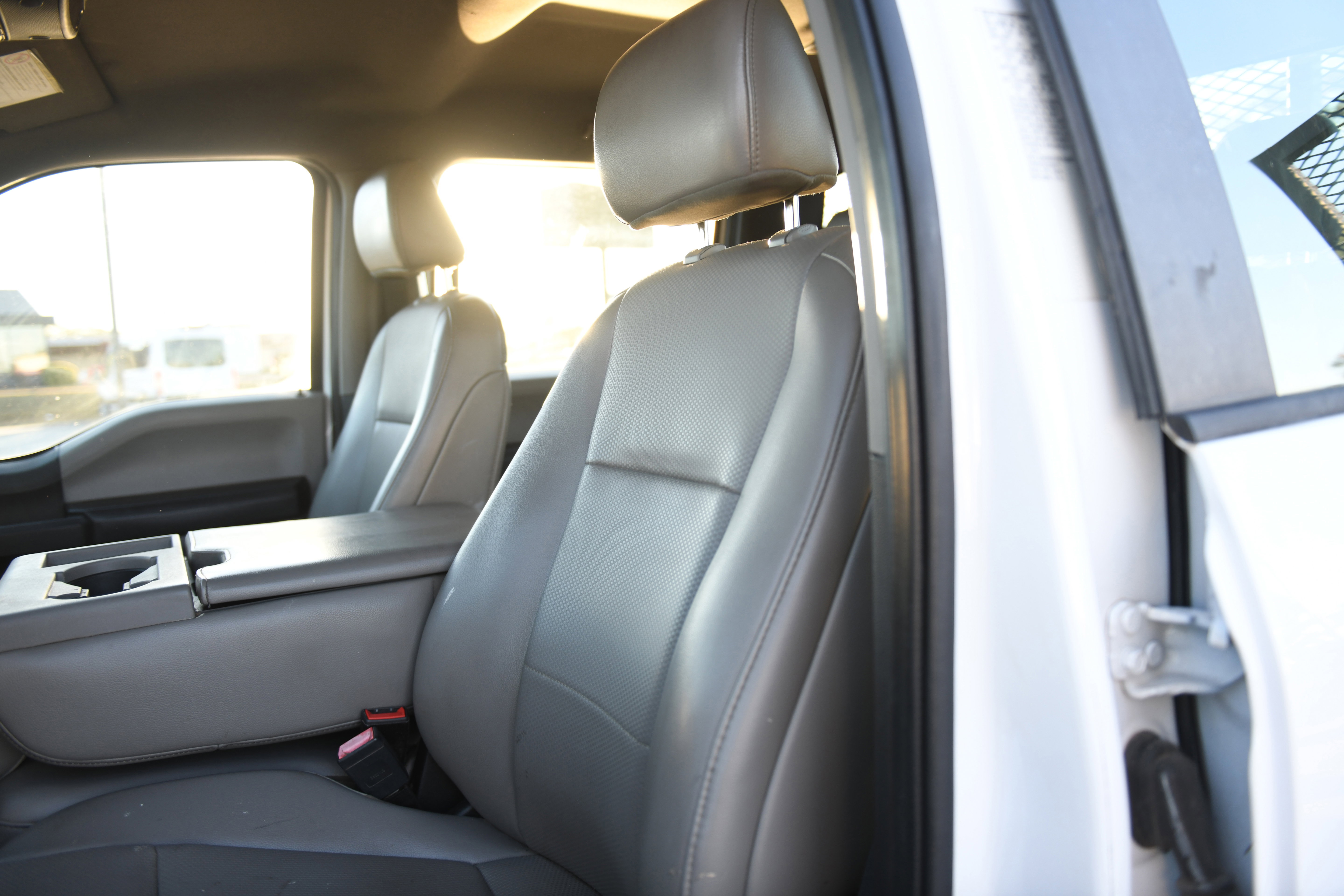 Used 2020 Ford F350 XL w/ Power Equipment Group image 23