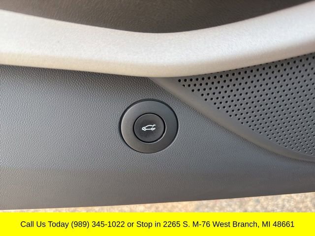 Used 2023 Chevrolet Camaro LT w/ RS Package image 27