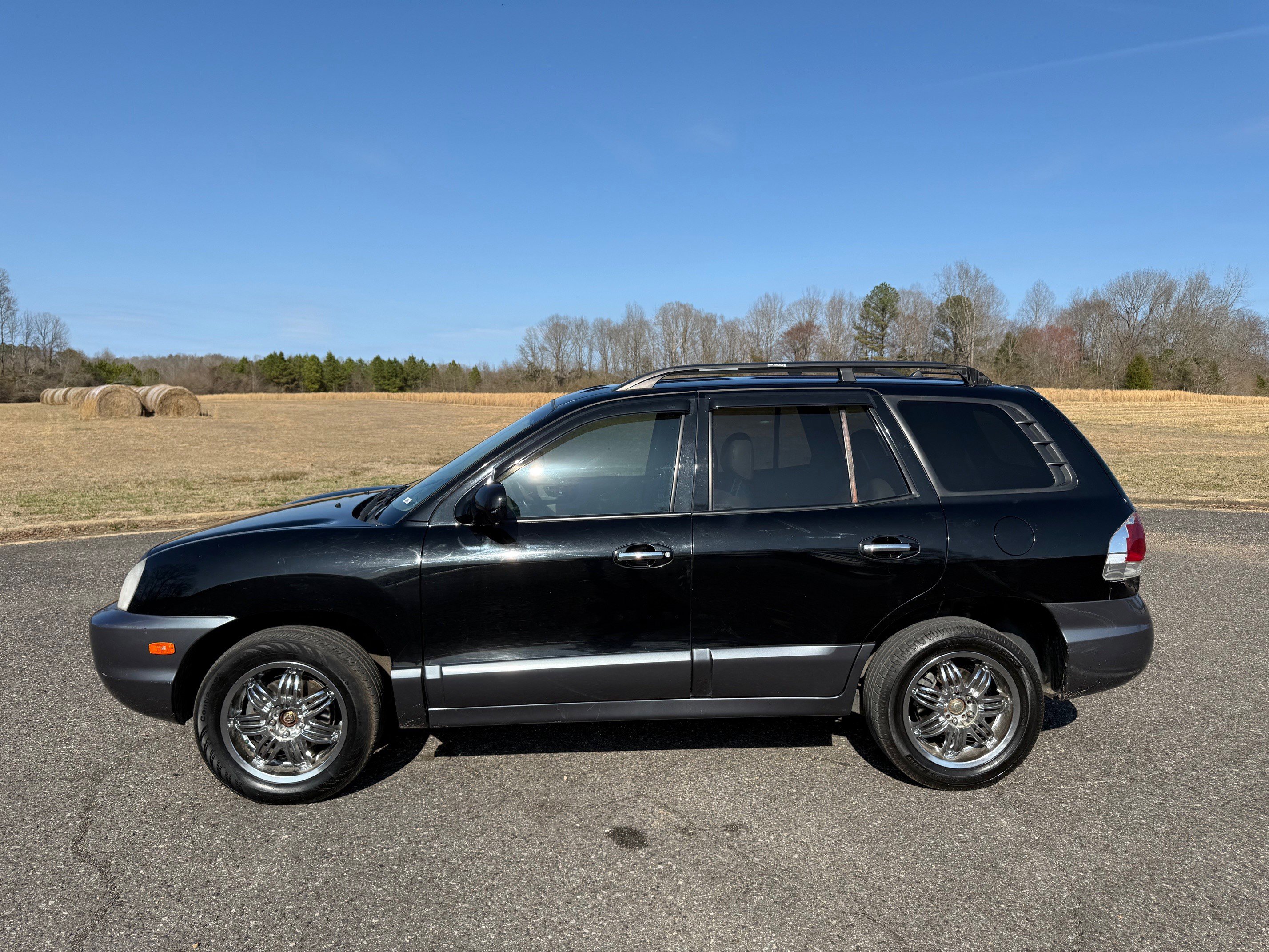 Used 2005 Hyundai Santa Fe LX image 2