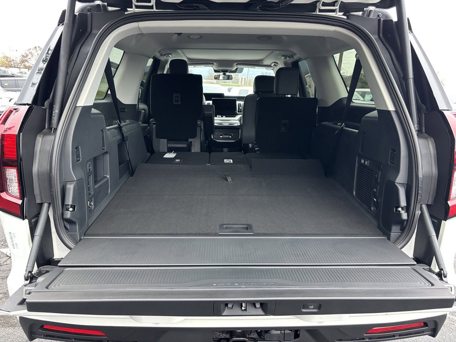 New 2025 Ford Expedition Max Active image 22