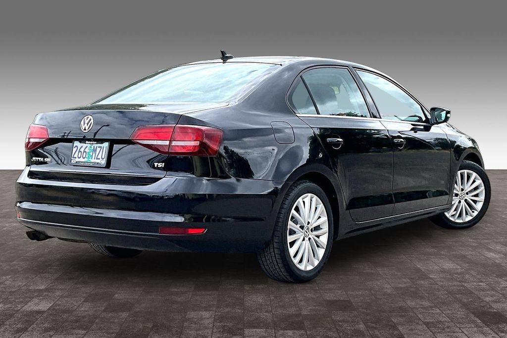 Used 2016 Volkswagen Jetta SEL FWD image 14