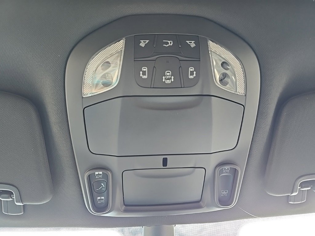 New 2025 Chrysler Pacifica Select image 15