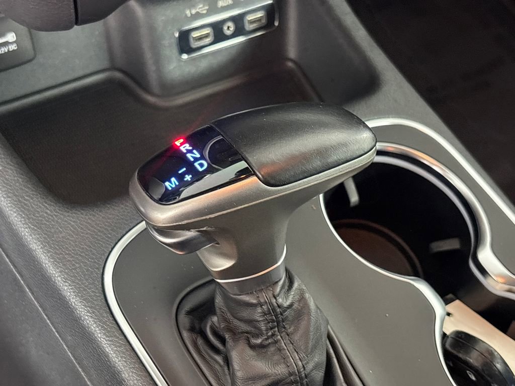 Used 2020 Dodge Durango SXT w/ 3rd Row Seating Group image 21