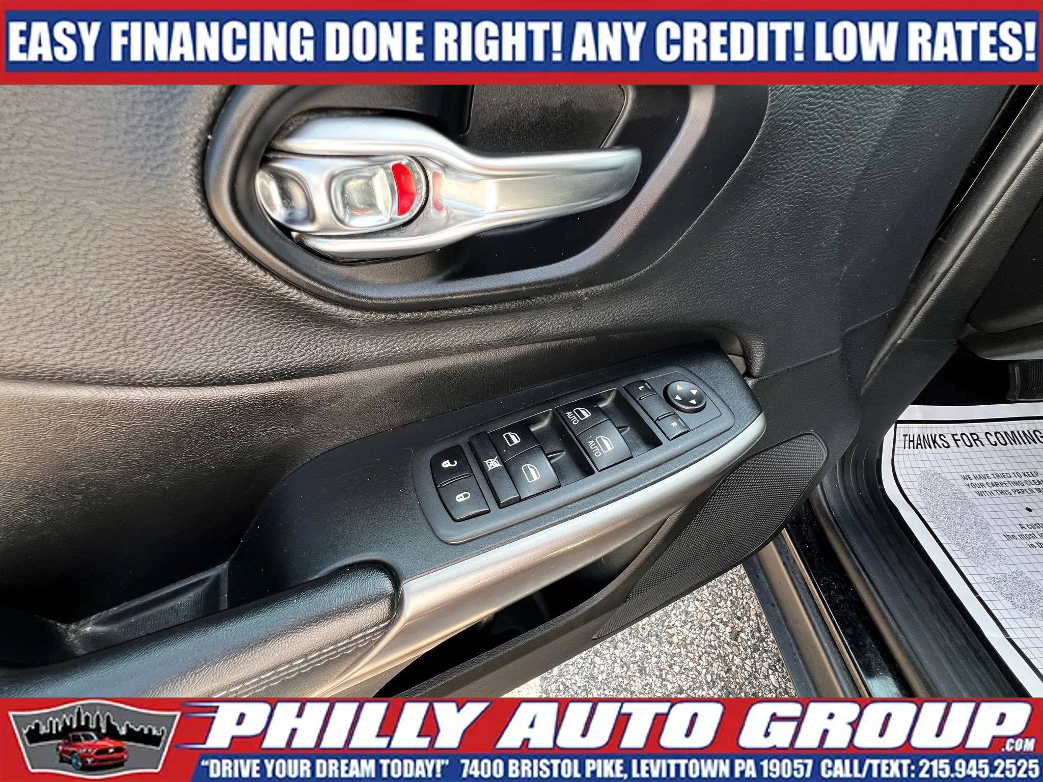 Used 2019 Jeep Cherokee Latitude Plus AWD/4WD image 27