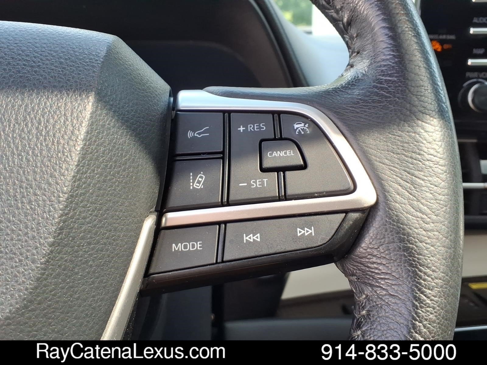 Used 2021 Toyota Sienna XLE w/ XLE Plus Package AWD/4WD image 16