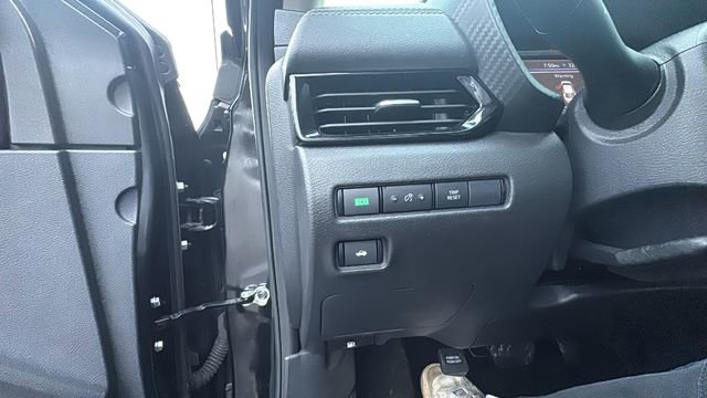 Used 2024 Nissan Sentra SV image 14