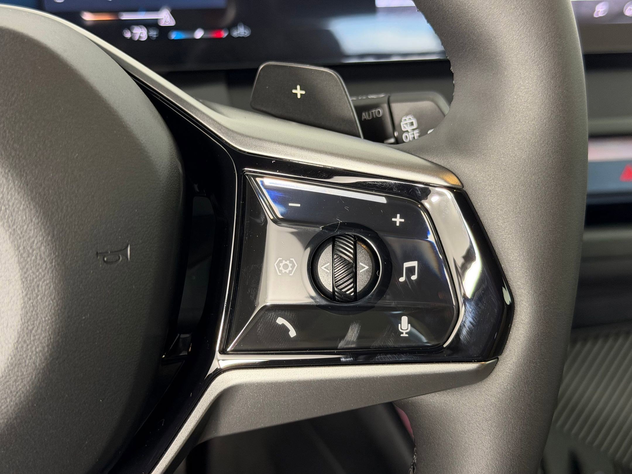 Used 2026 BMW X3 xDrive30 w/ Convenience Package image 26