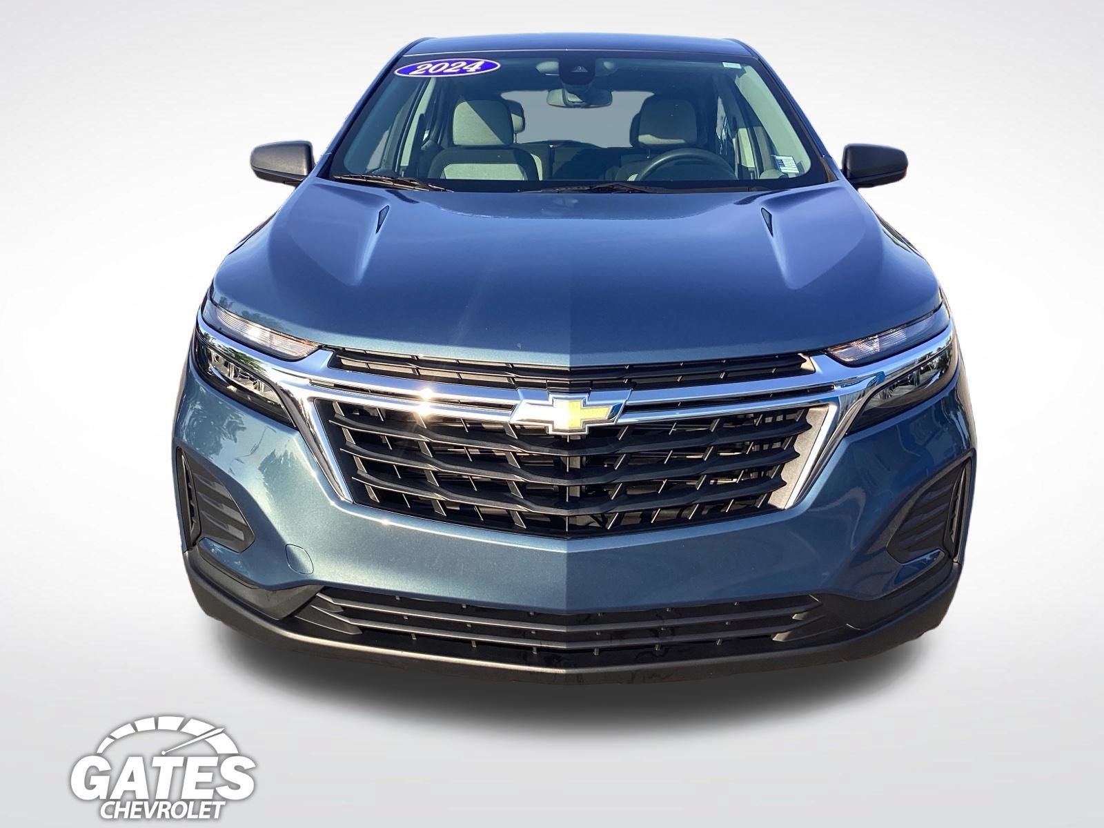 Used 2024 Chevrolet Equinox LS FWD image 2
