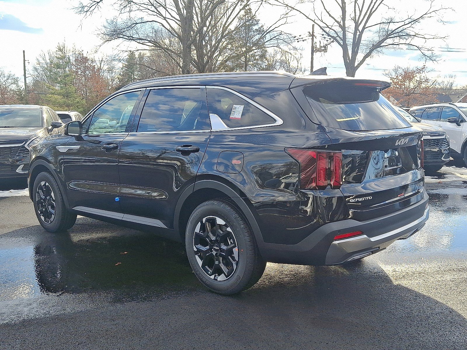 New 2026 Kia Sorento S w/ S Panoramic Sunroof Package image 5